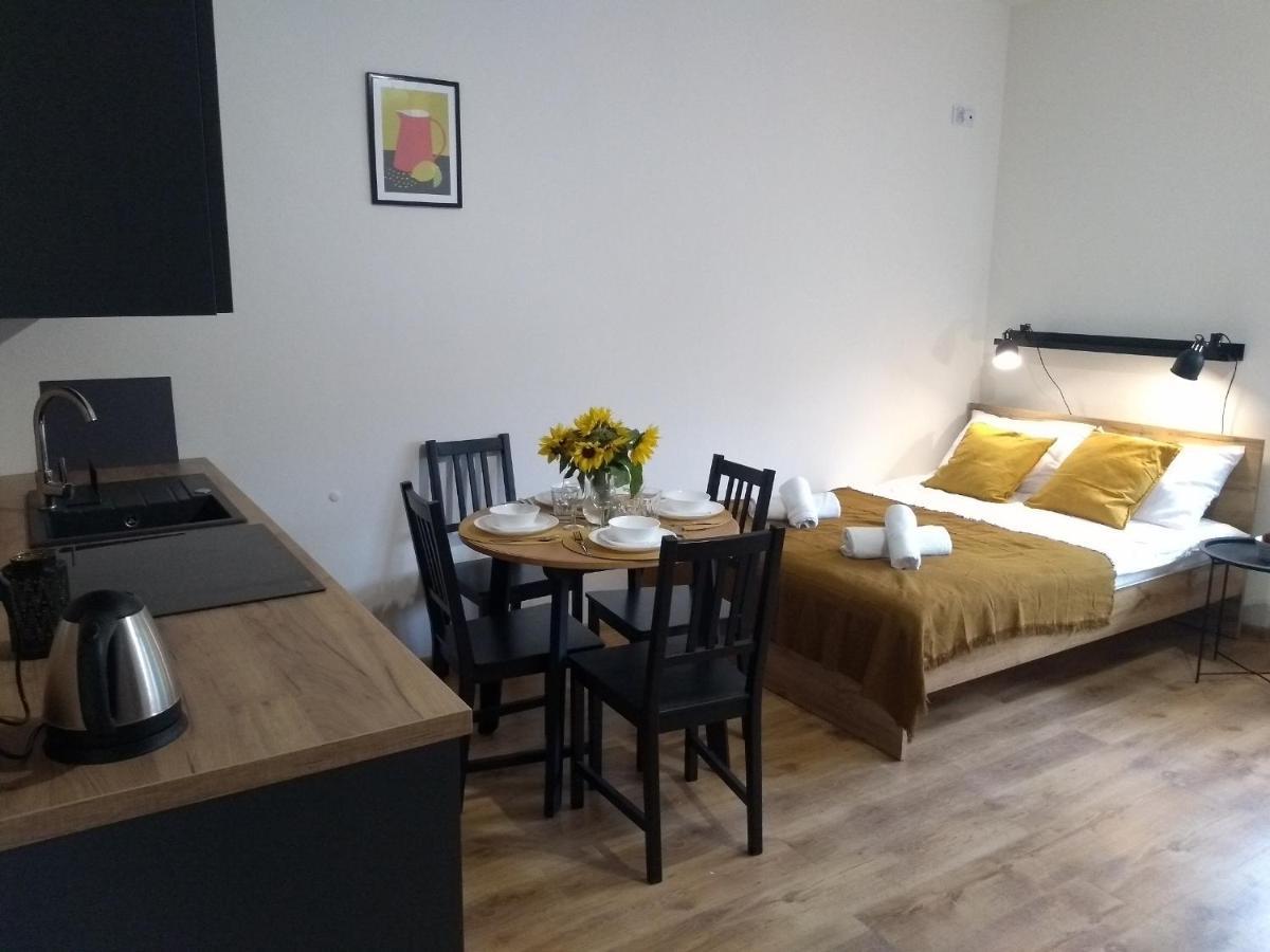 Orange Apartament Wadowice Esterno foto